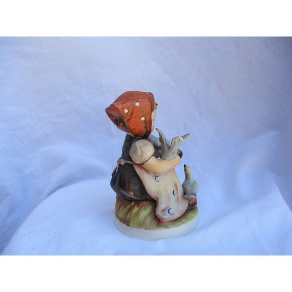 Hummel‎ Goebel figurine Cinderella #342 Mother's Day gift collectible Bird lover - Picture 4 of 6